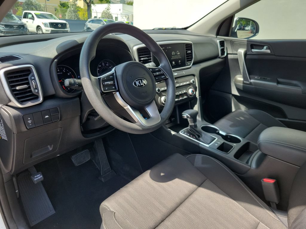 Certified 2022 Kia Sportage LX FWD image 15