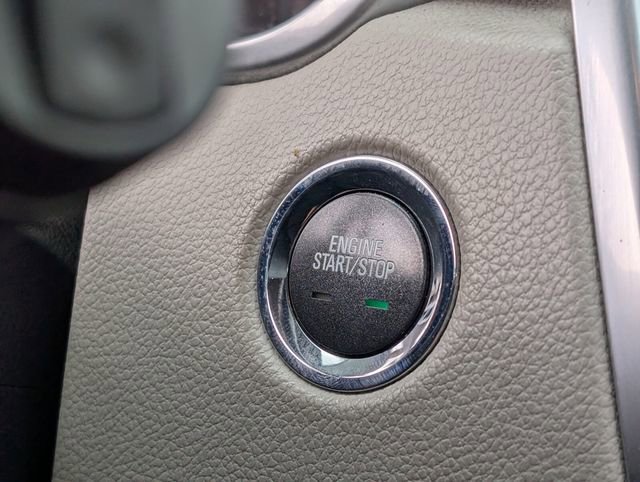 Used 2014 Cadillac SRX Luxury image 22