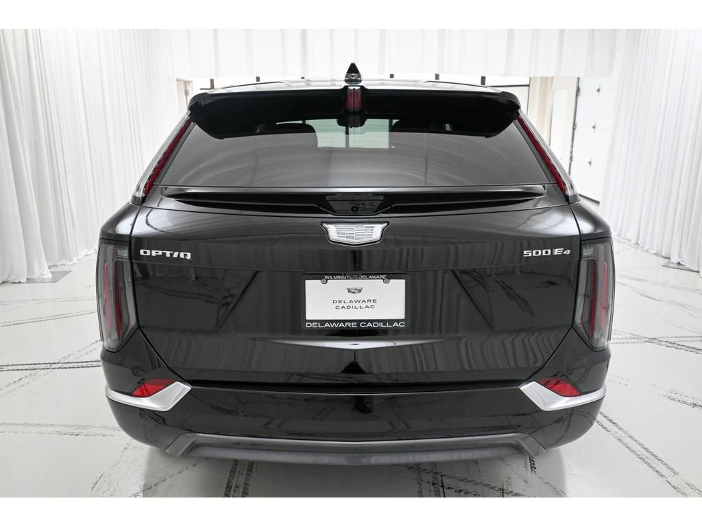 New 2026 Cadillac Optiq Luxury 2 image 6