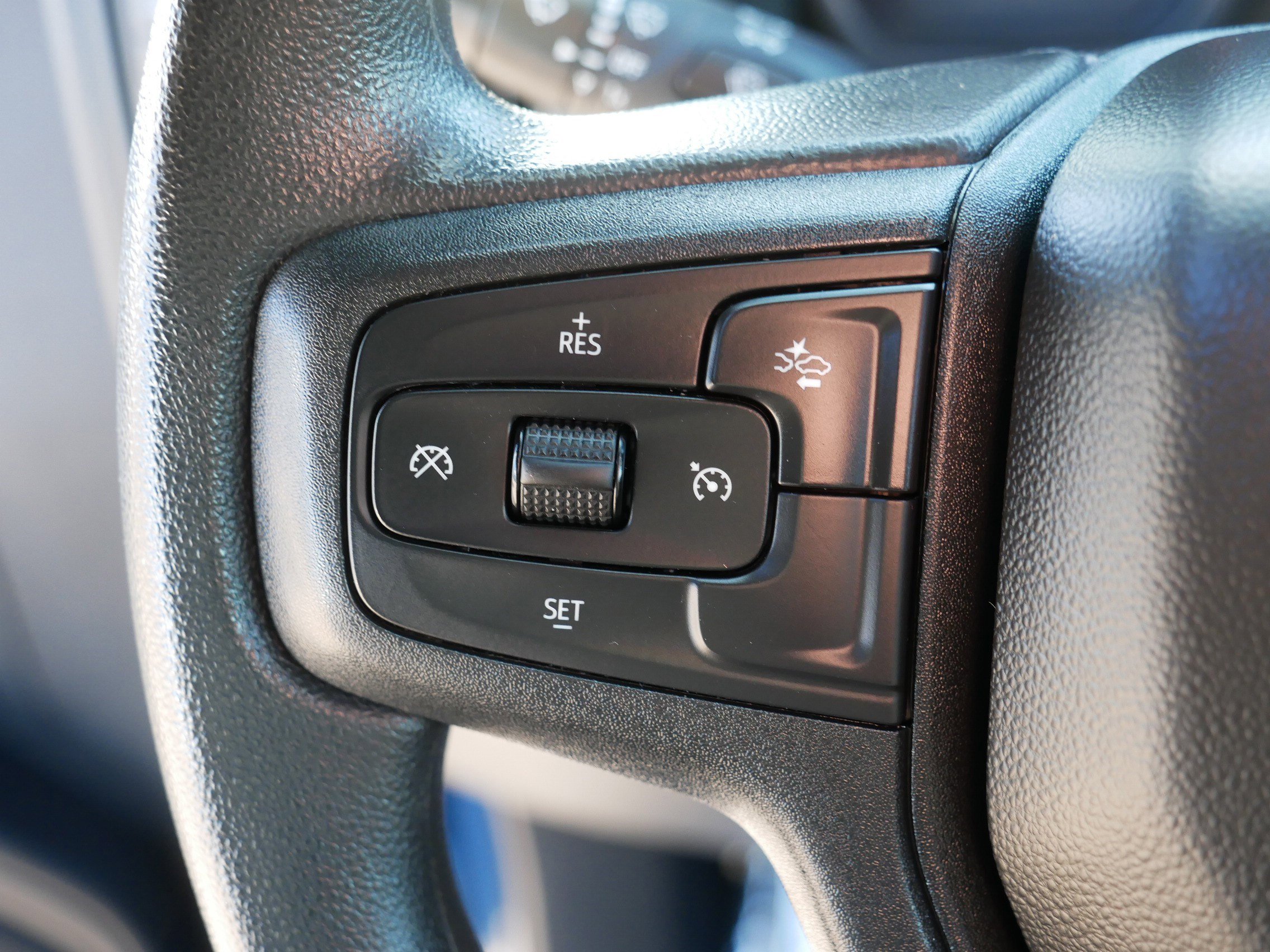 Used 2024 Chevrolet Silverado 1500 Custom image 28