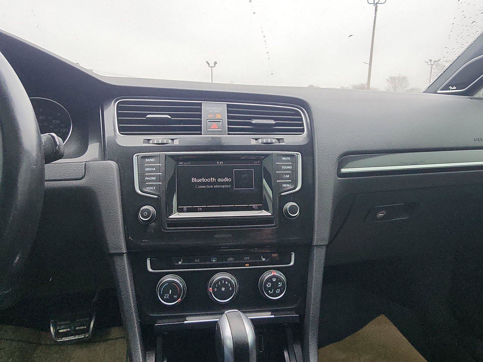 Used 2015 Volkswagen GTI SE w/ Lighting Package (SEL) image 14