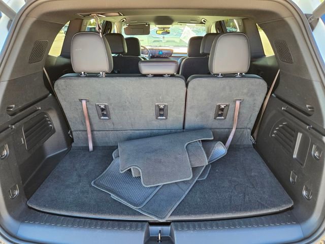Used 2025 Buick Enclave Preferred FWD image 18