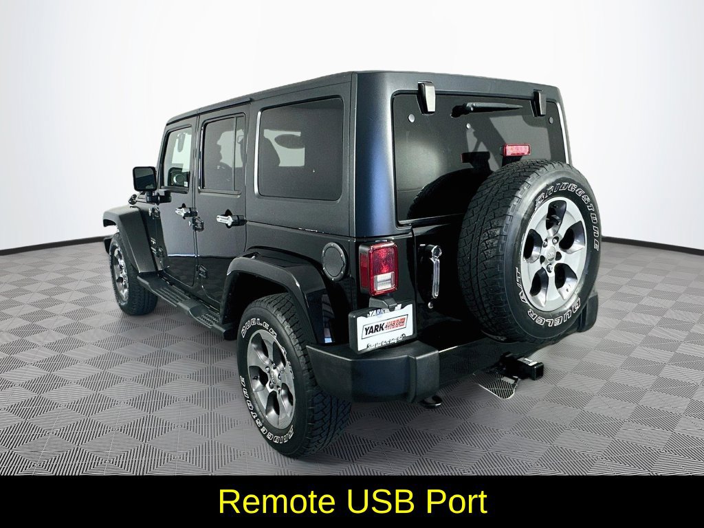 Used 2016 Jeep Wrangler Unlimited Sahara w/ Connectivity Group AWD/4WD image 7
