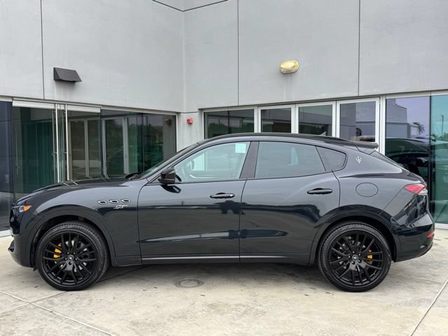 Certified 2022 Maserati Levante GT AWD/4WD image 5