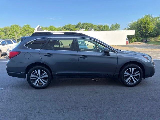 Used 2018 Subaru Outback 2.5i Limited AWD/4WD image 4