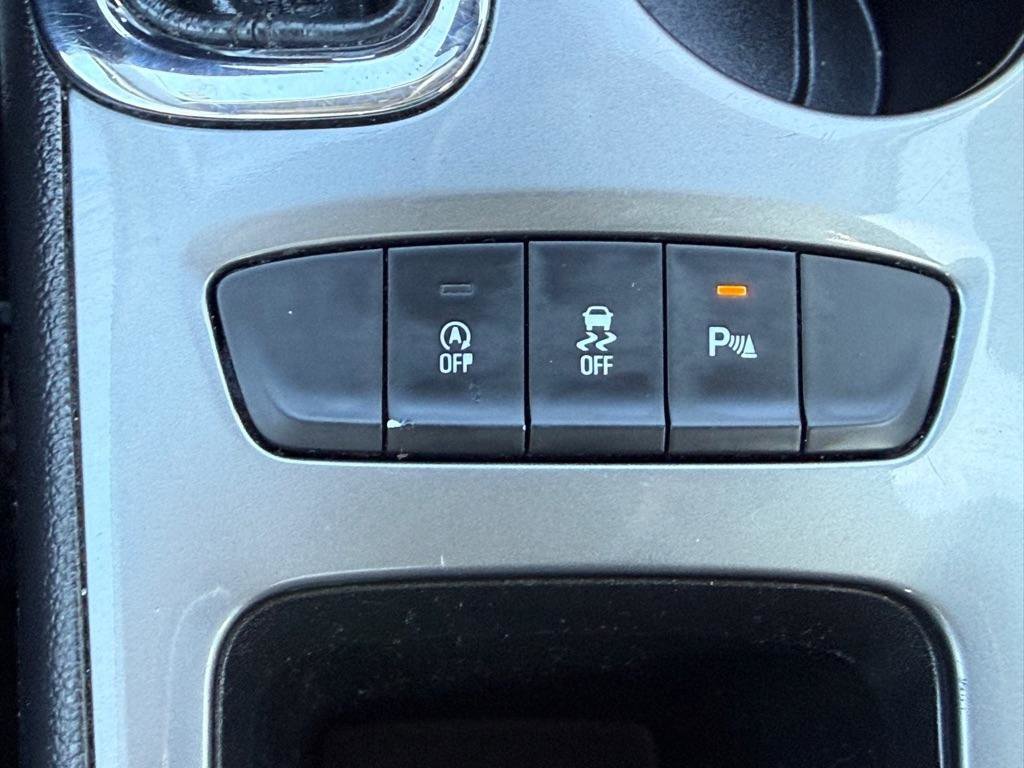 Used 2019 Chevrolet Cruze LT w/ Convenience Package image 20