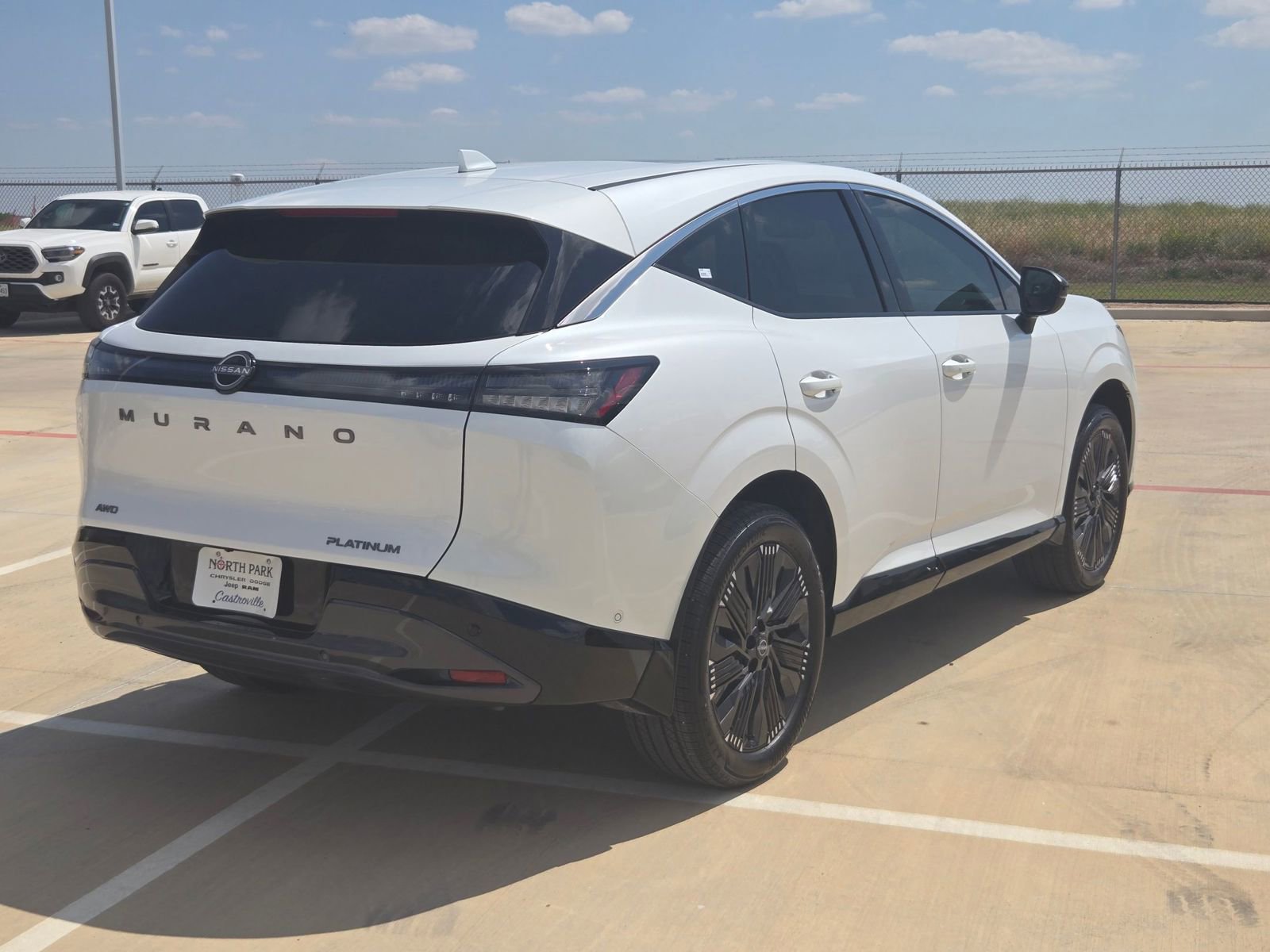 Used 2025 Nissan Murano Platinum w/ Cargo Package image 3