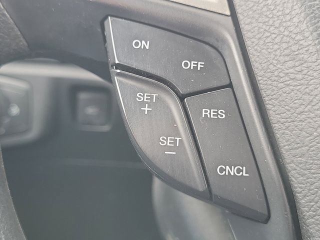 Used 2018 Ford Fusion SE FWD image 10