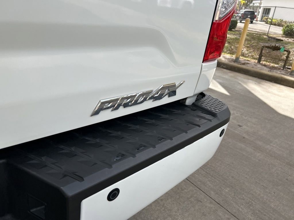 Used 2019 Nissan Titan PRO-4X w/ Pro-4x Convenience Package image 22