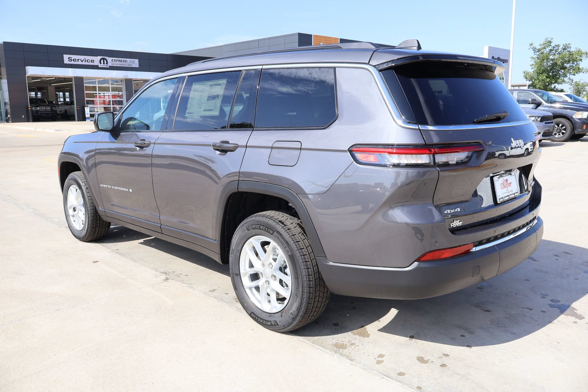 New 2026 Jeep Grand Cherokee L 4WD image 24