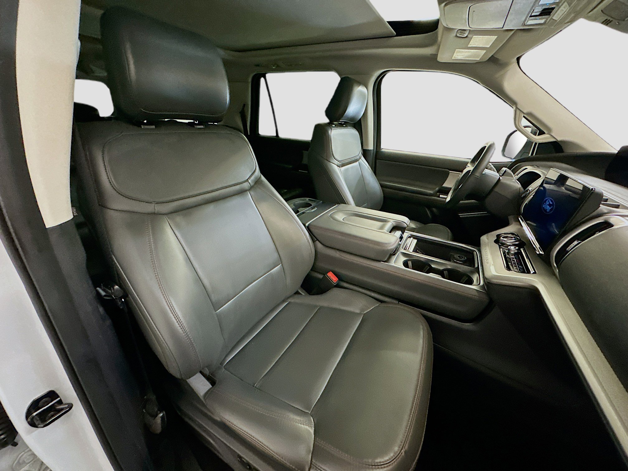 Used 2025 Ford Expedition Max Active image 35