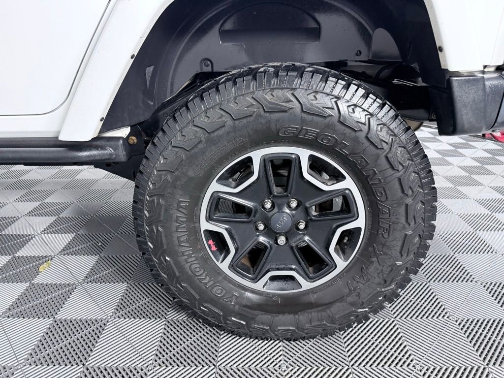 Used 2016 Jeep Wrangler Unlimited Rubicon image 27