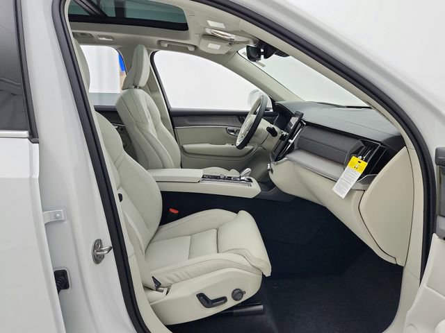 New 2026 Volvo XC90 B6 Ultra image 18