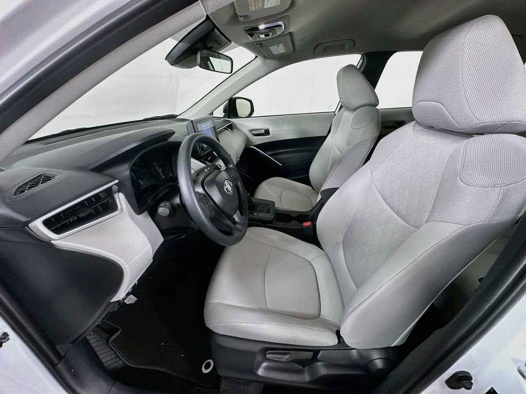 Certified 2026 Toyota Corolla Cross L FWD image 21