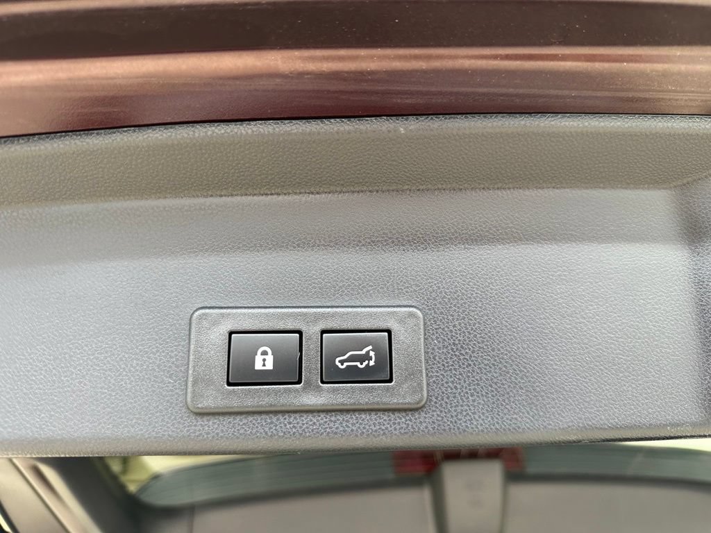 Used 2024 Subaru Ascent Touring w/ Popular Package #2 AWD/4WD image 35