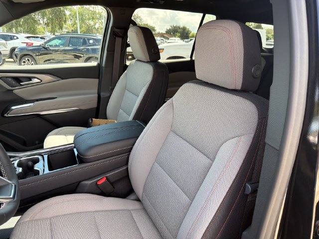 New 2027 Chevrolet Traverse LT w/ Sun and Wheel Package AWD/4WD image 22