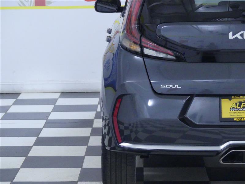 Used 2023 Kia Soul GT-Line FWD image 29