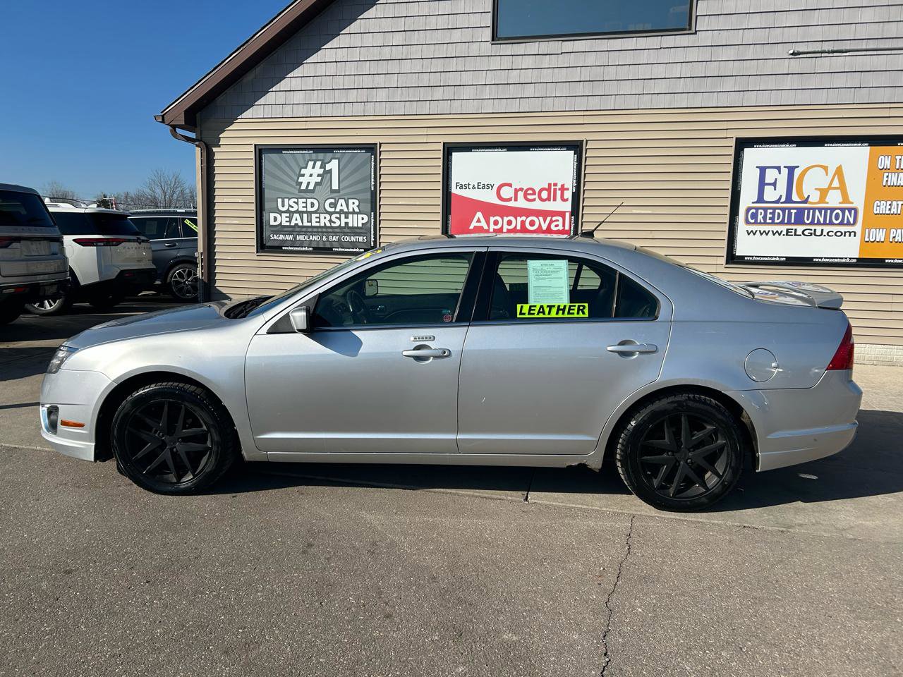 Used 2011 Ford Fusion SEL w/ Moons & Tunes Pkg image 8