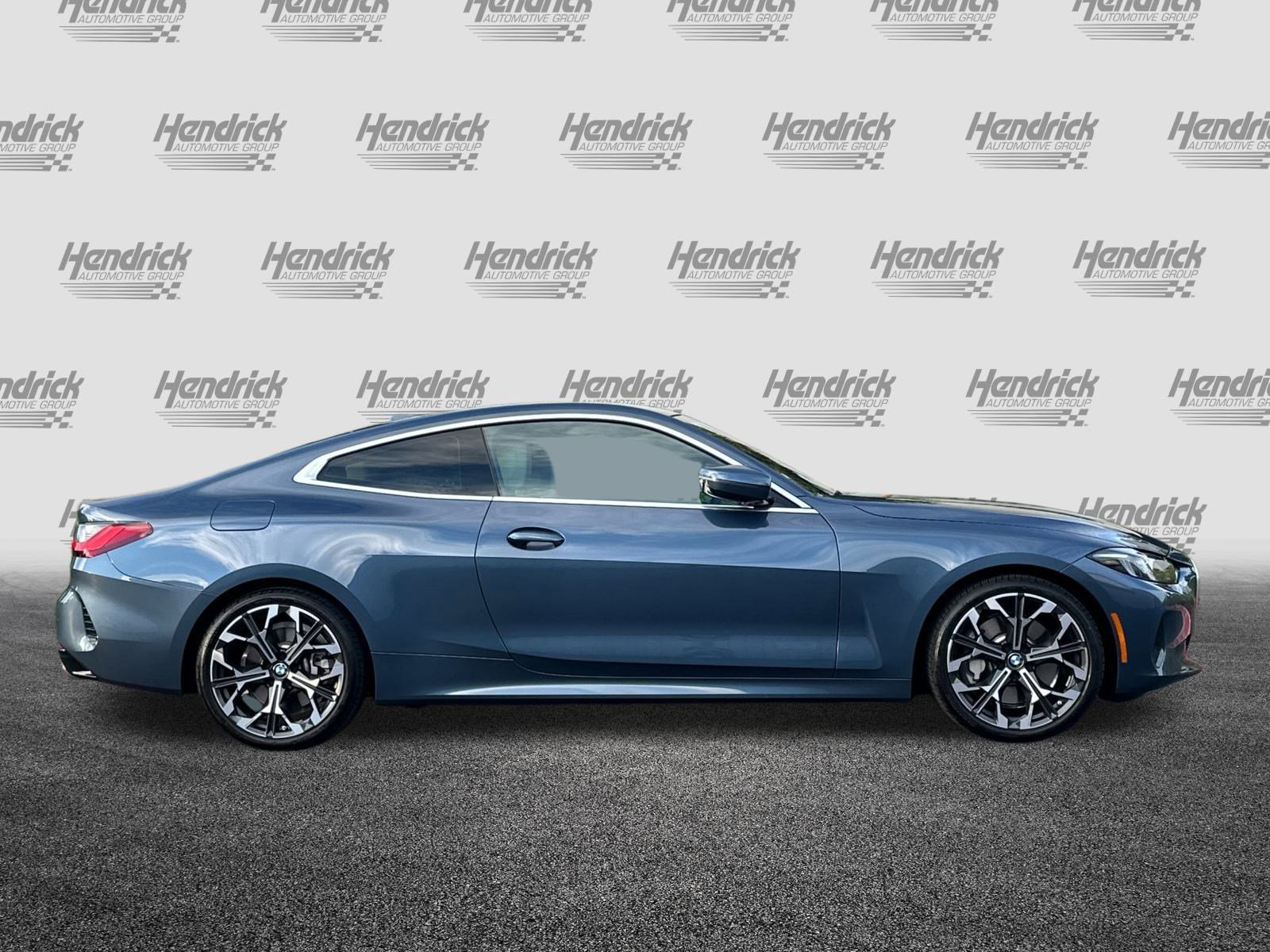 Used 2025 BMW 430i Coupe w/ Convenience Package image 3
