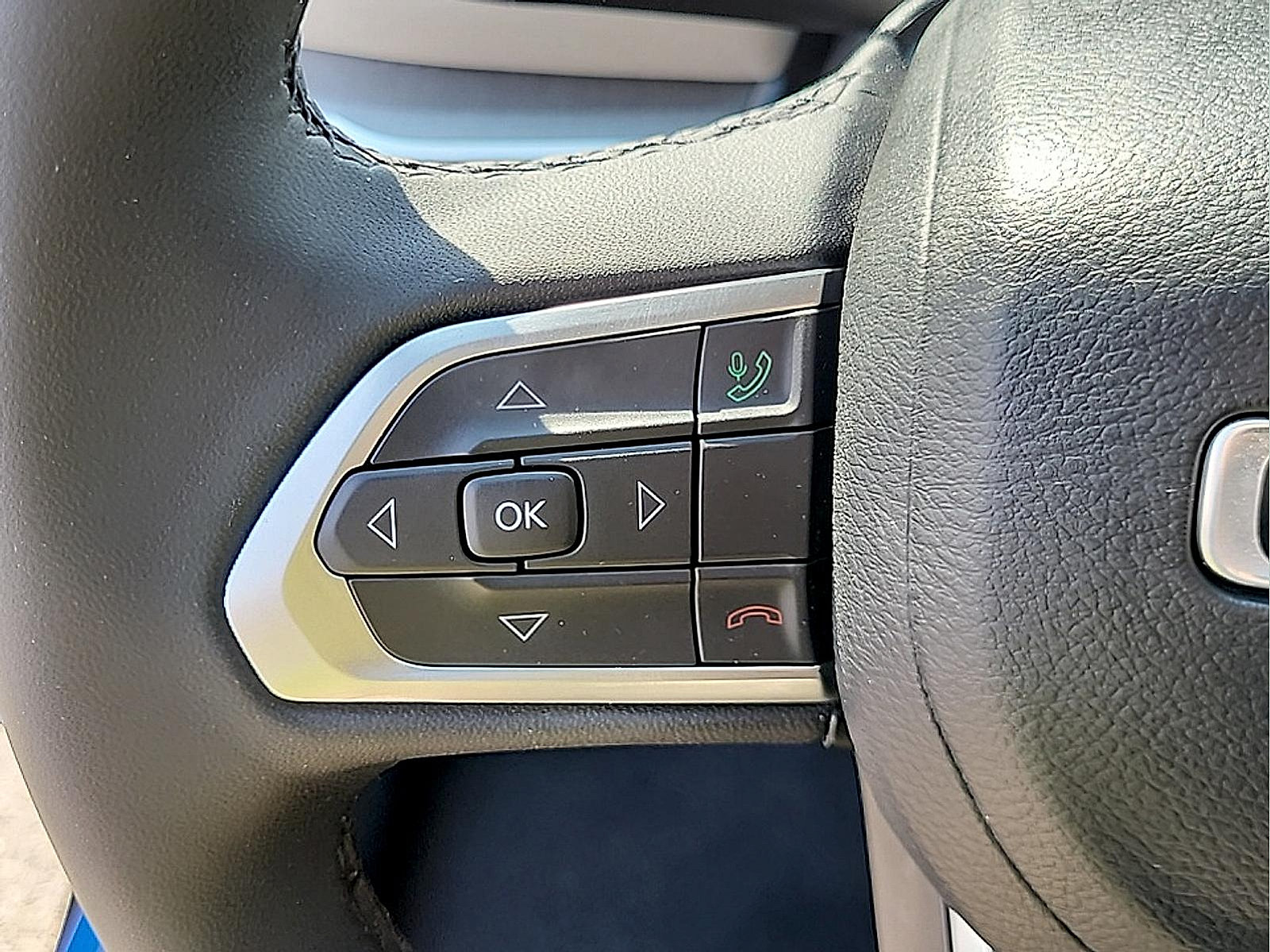 Used 2023 Jeep Compass Limited AWD/4WD image 17