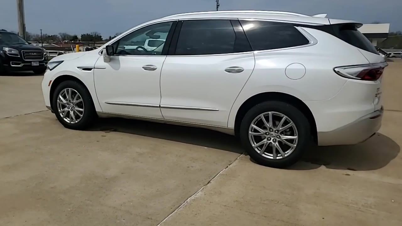 Used 2023 Buick Enclave Premium w/ Experience Buick Package AWD/4WD image 6