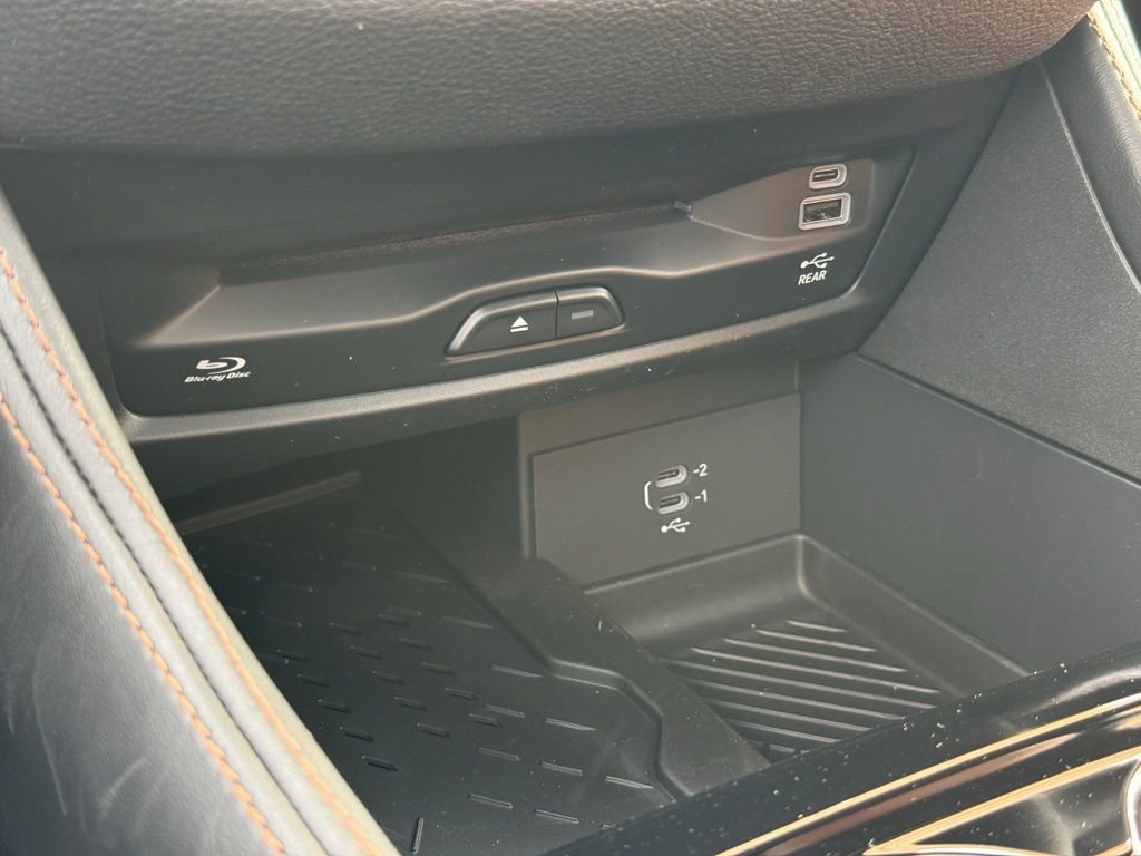 New 2026 Chrysler Pacifica Pinnacle image 25