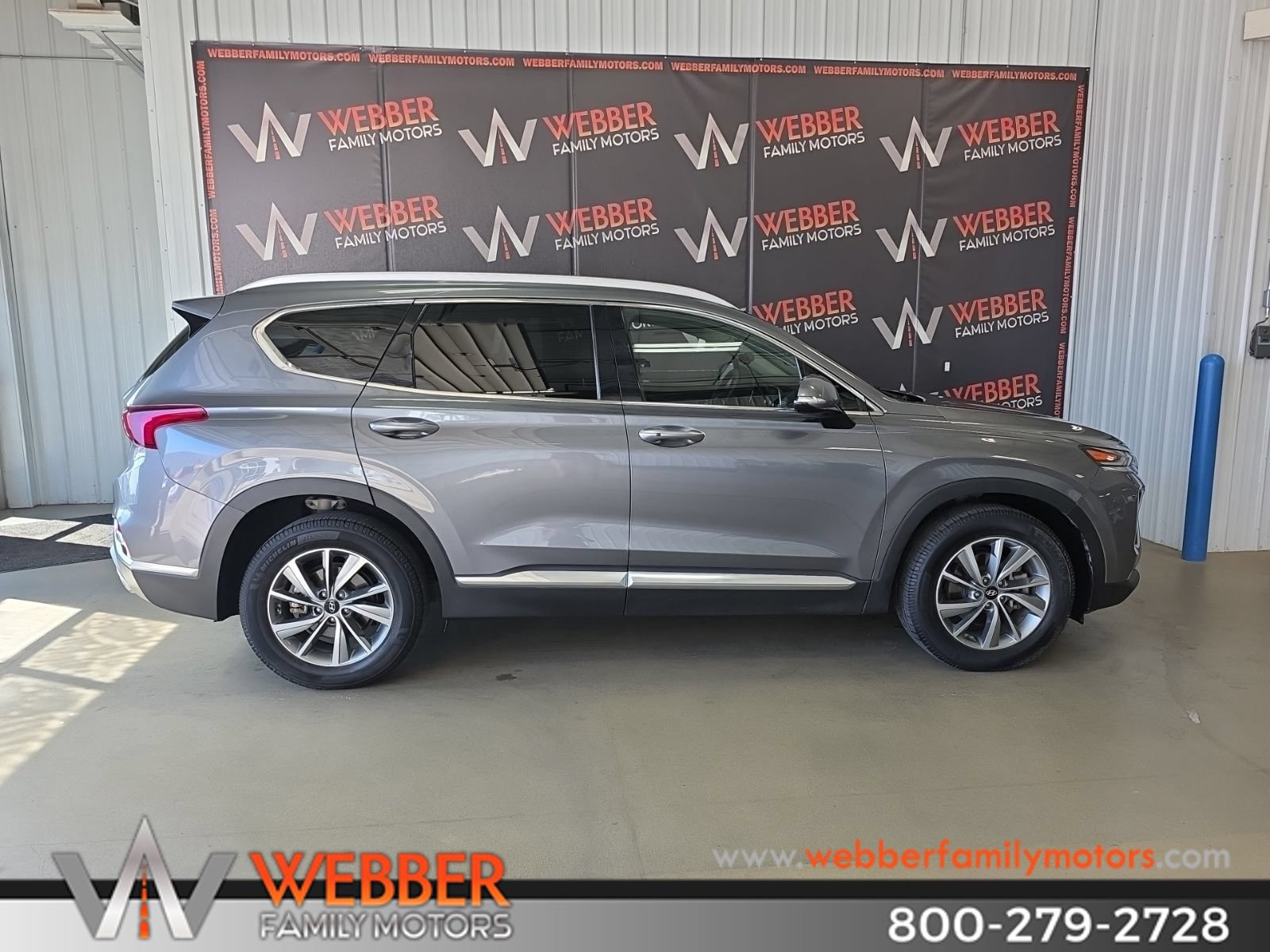 Used 2019 Hyundai Santa Fe Limited AWD/4WD image 3
