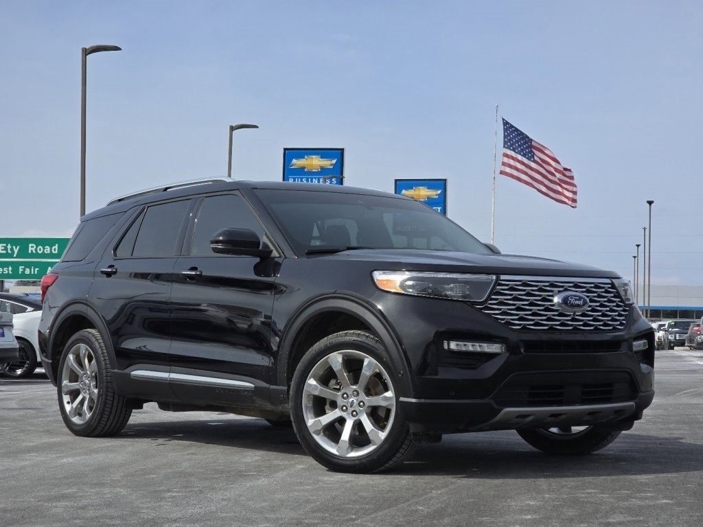 Used 2020 Ford Explorer Platinum w/ Premium Technology Package image 2