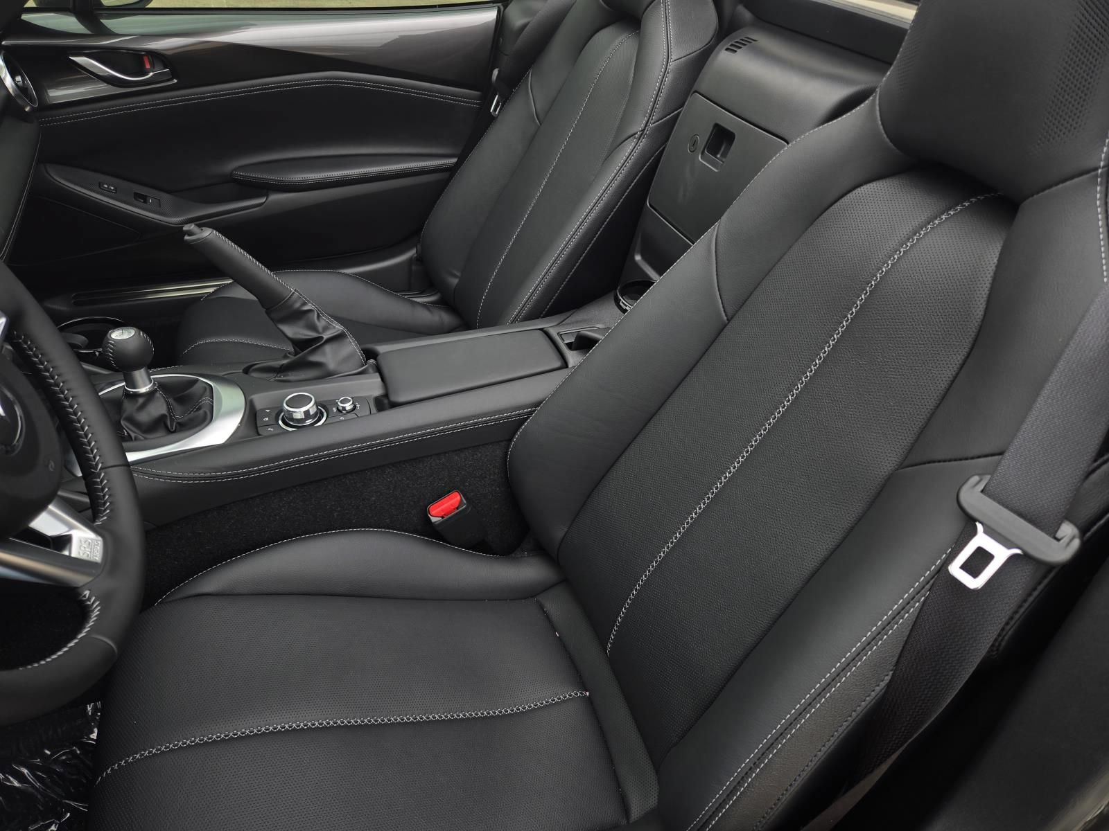 New 2026 MAZDA MX-5 Miata RF Grand Touring RWD image 16
