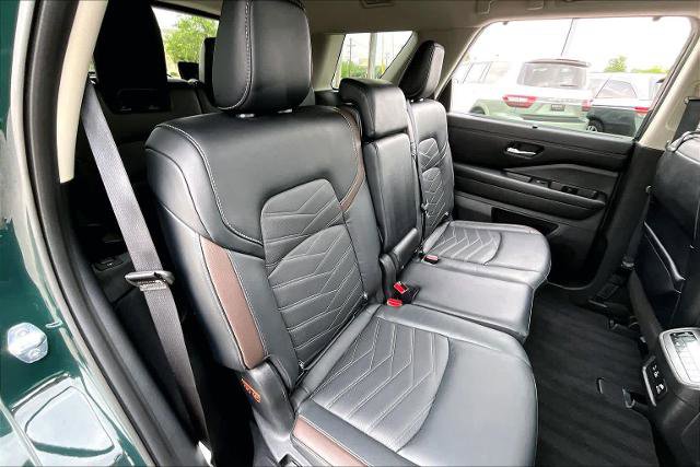 Certified 2024 Nissan Pathfinder Platinum w/ Cargo Package image 20
