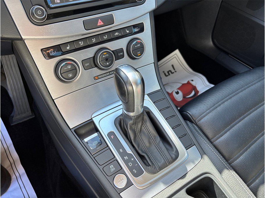 Used 2017 Volkswagen CC Sport image 29