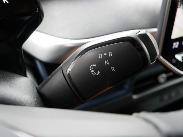 New 2025 Volkswagen ID. Buzz Pro S image 12