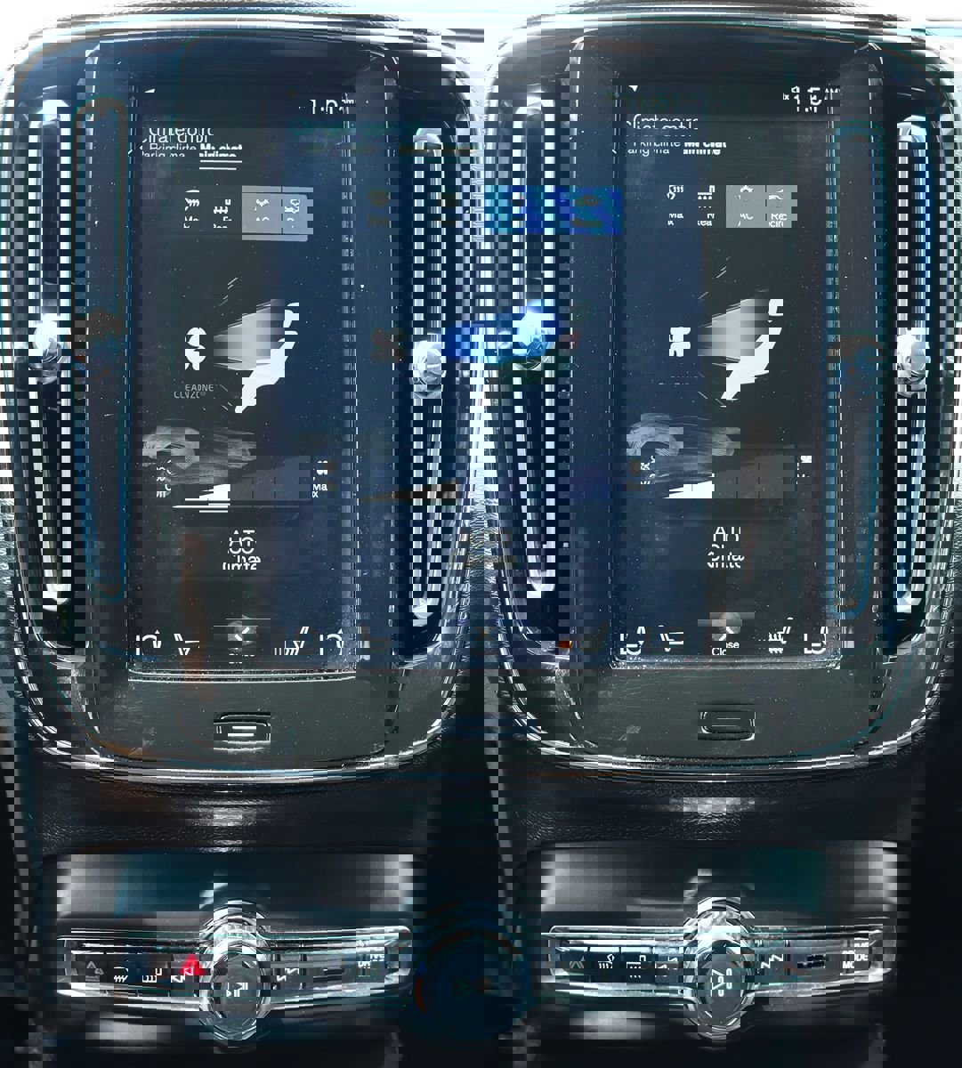 Used 2022 Volvo XC40 T4 Momentum image 40