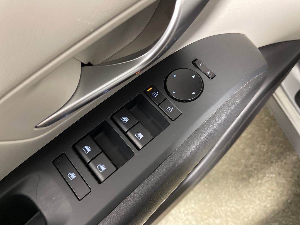 Certified 2025 Hyundai Tucson SEL AWD/4WD image 18