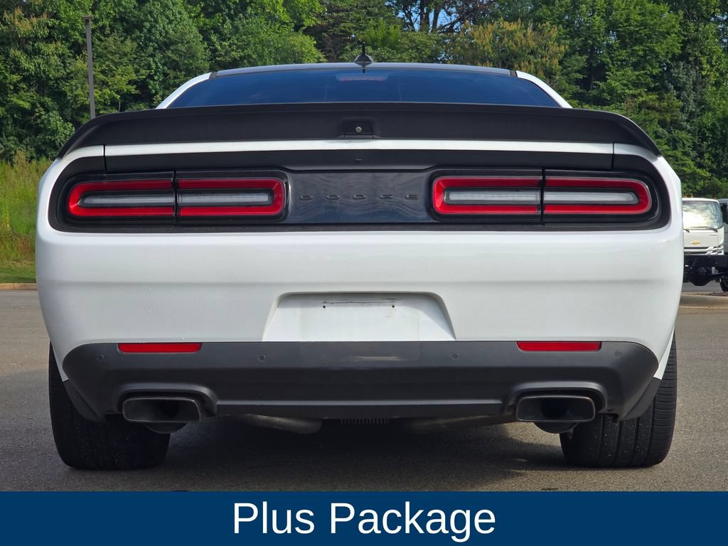 Used 2022 Dodge Challenger SRT Hellcat RWD image 3