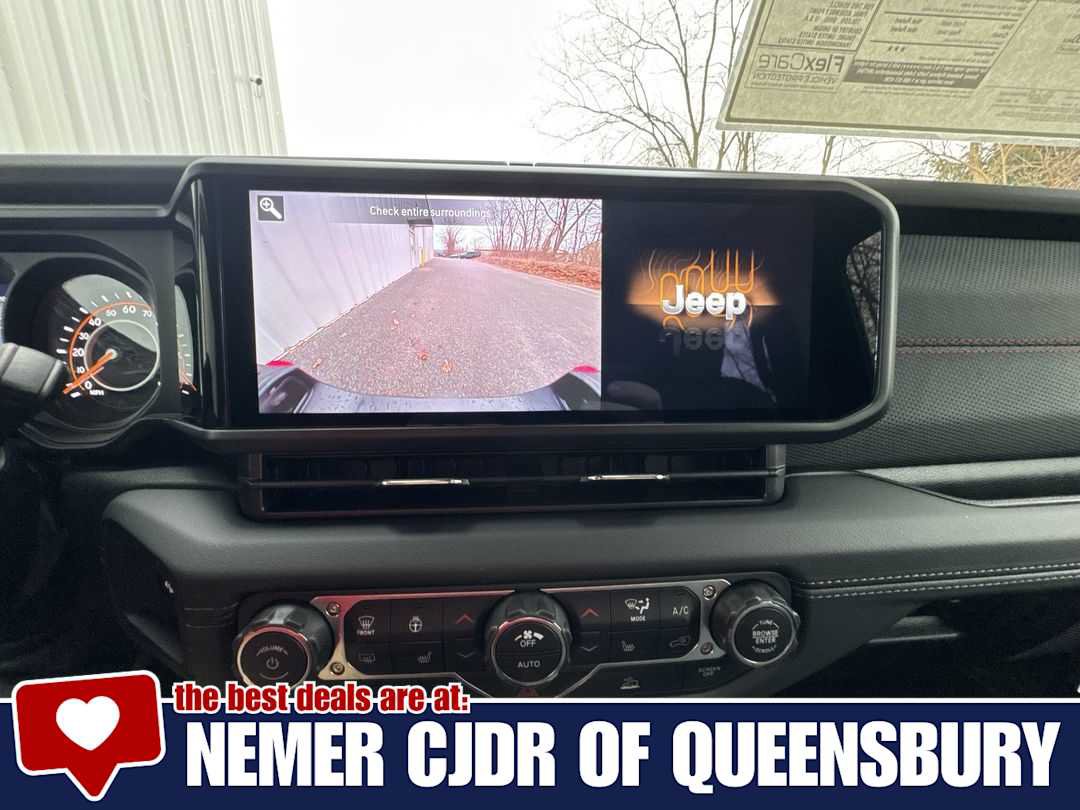 New 2026 Jeep Gladiator Rubicon AWD/4WD image 17