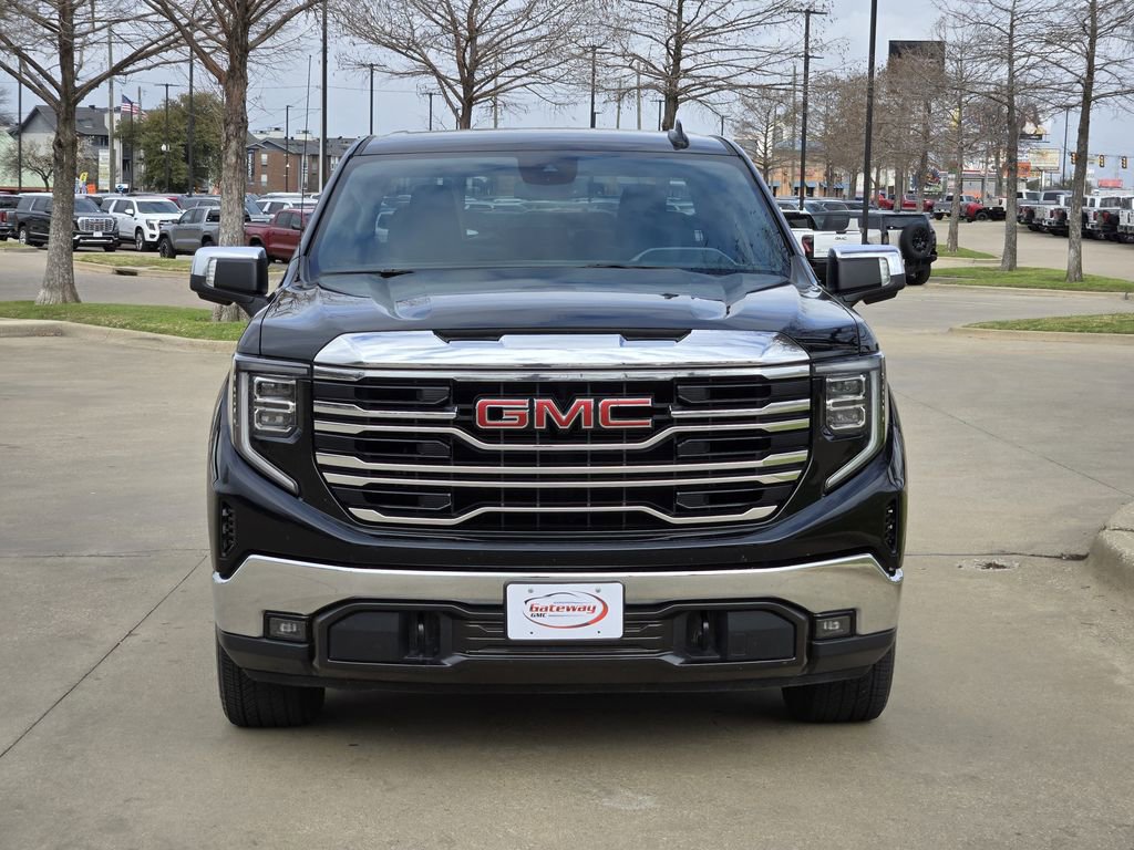 Used 2023 GMC Sierra 1500 SLT w/ SLT Premium Package image 2