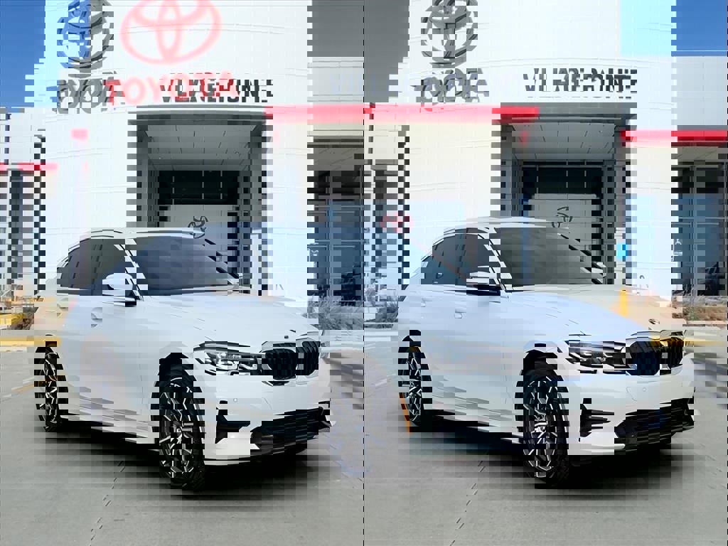 Used 2021 BMW 330i xDrive Sedan w/ Premium Package image 8