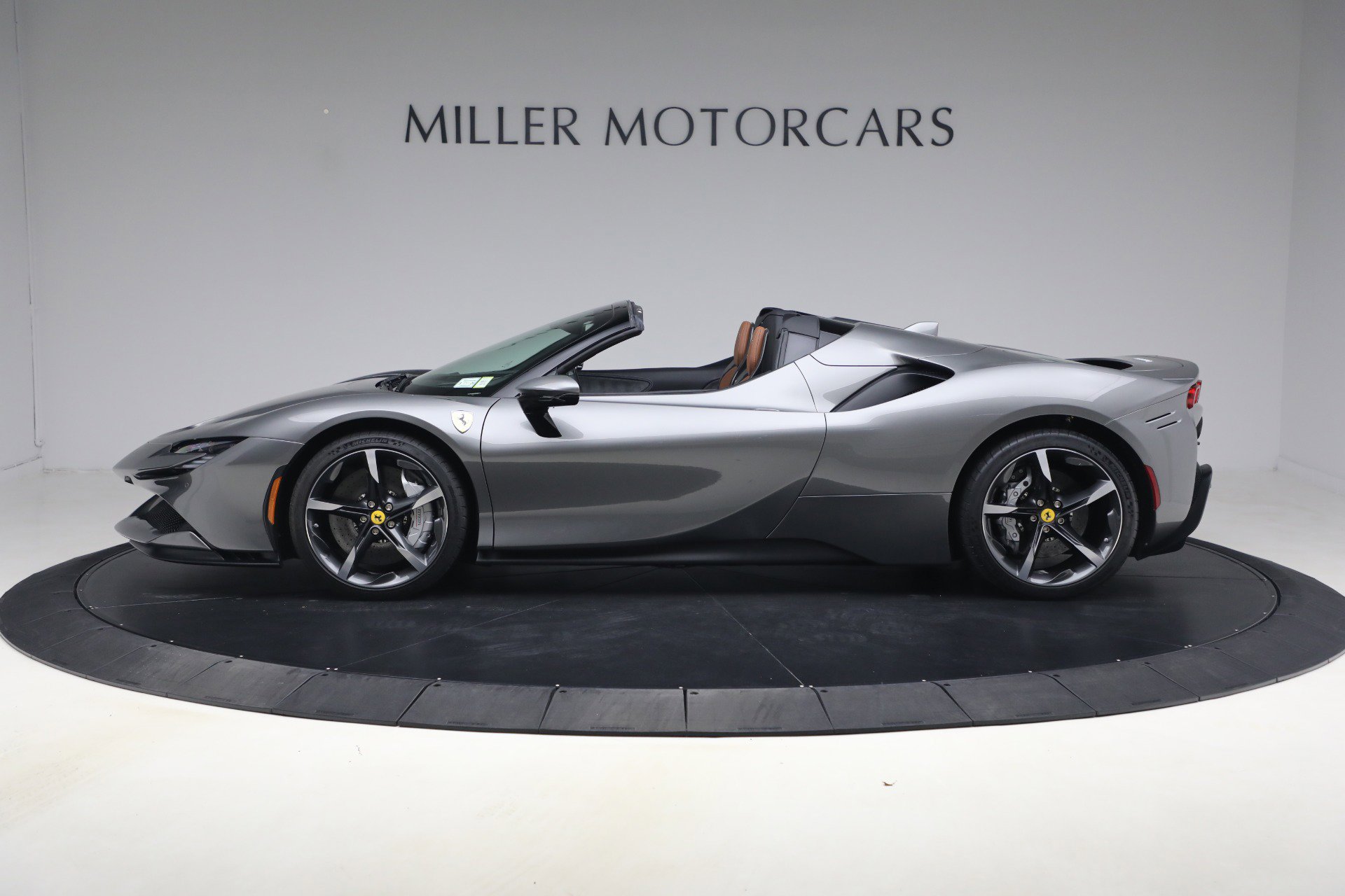 Certified 2024 Ferrari SF90 Spider AWD/4WD image 4