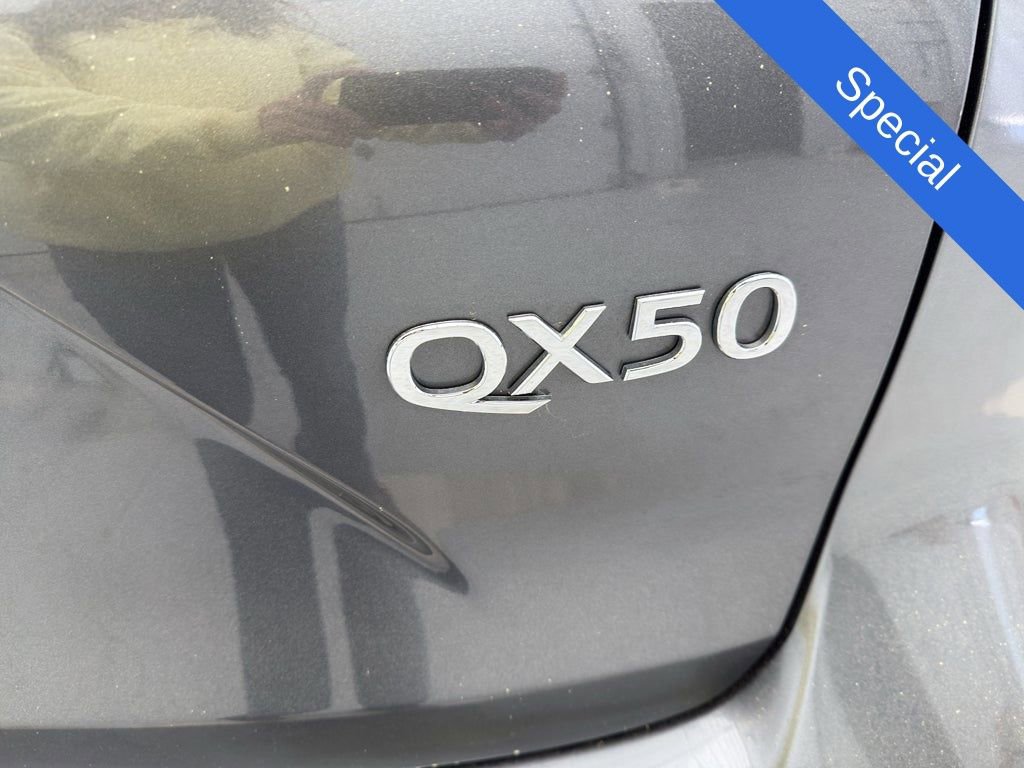Used 2023 INFINITI QX50 Luxe image 9