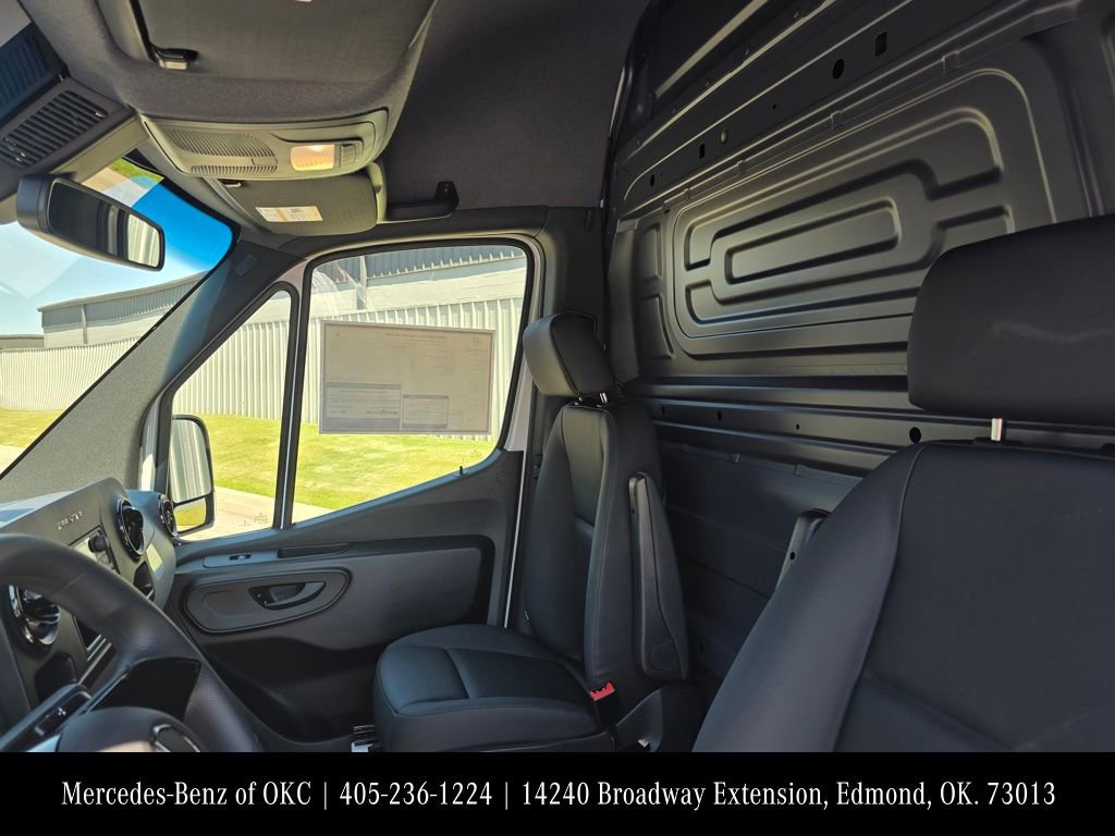 New 2026 Mercedes-Benz Sprinter 2500 image 12
