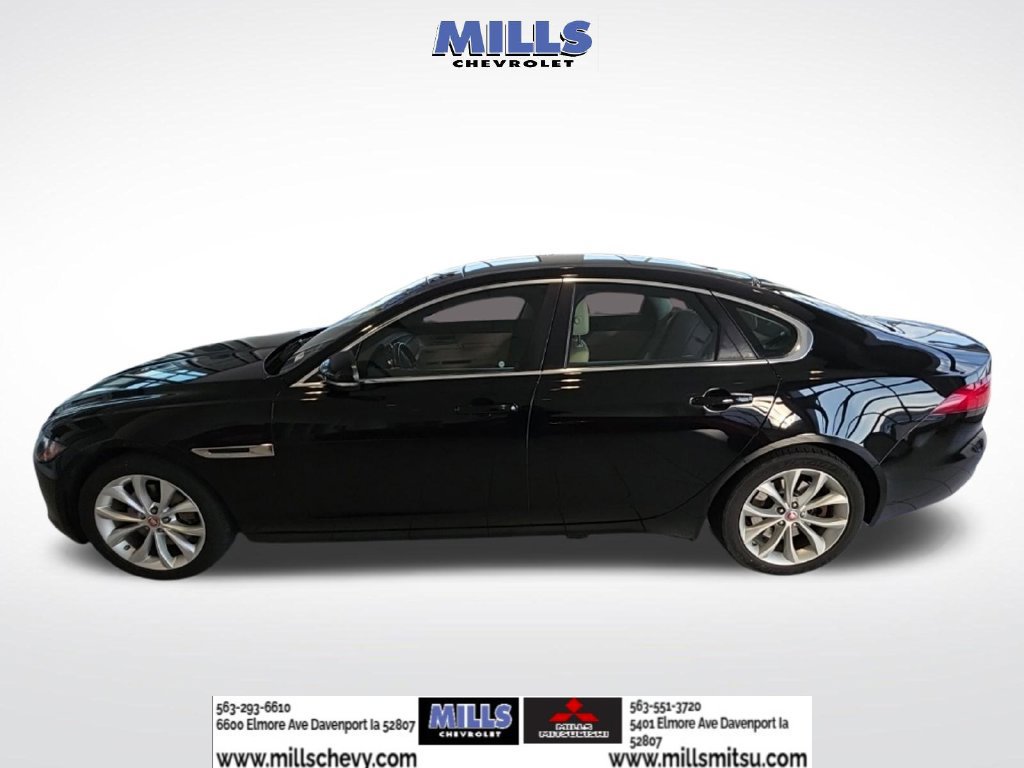 Used 2018 Jaguar XF Premium AWD/4WD image 8
