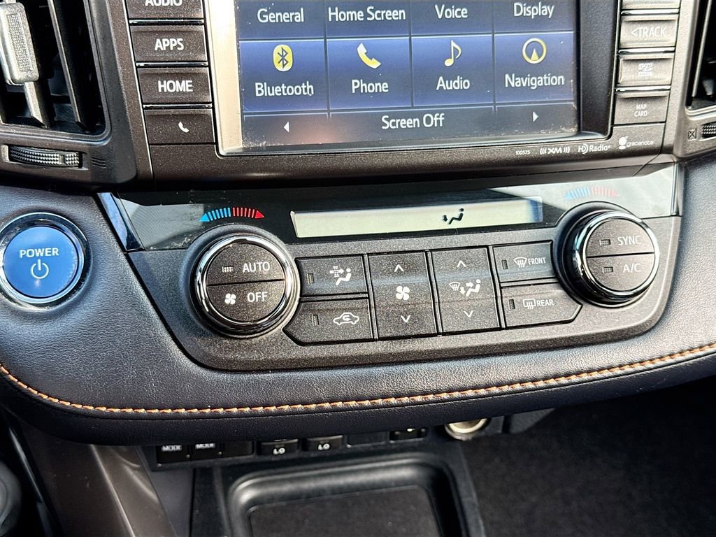 Used 2017 Toyota RAV4 SE image 23