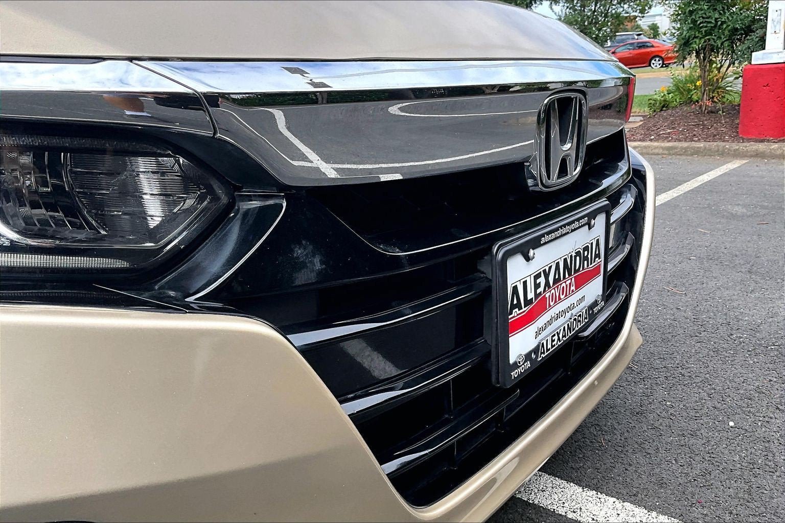 Used 2018 Honda Accord EX image 28