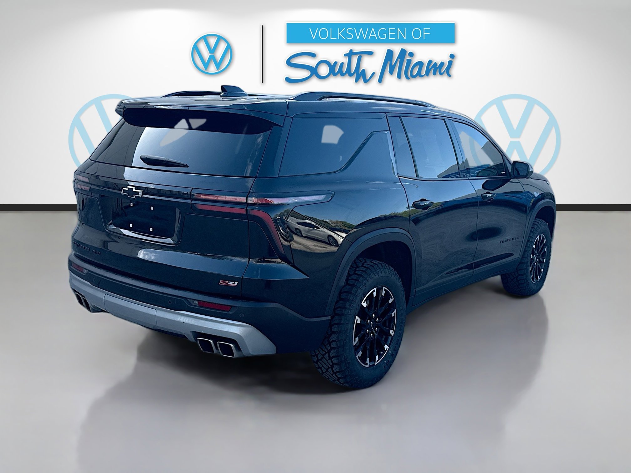 Used 2024 Chevrolet Traverse Z71 AWD/4WD image 7