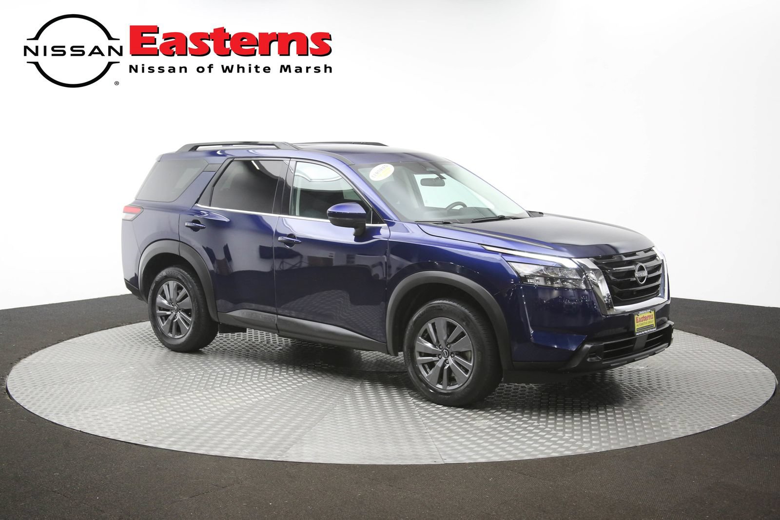 Used 2025 Nissan Pathfinder SV FWD image 47