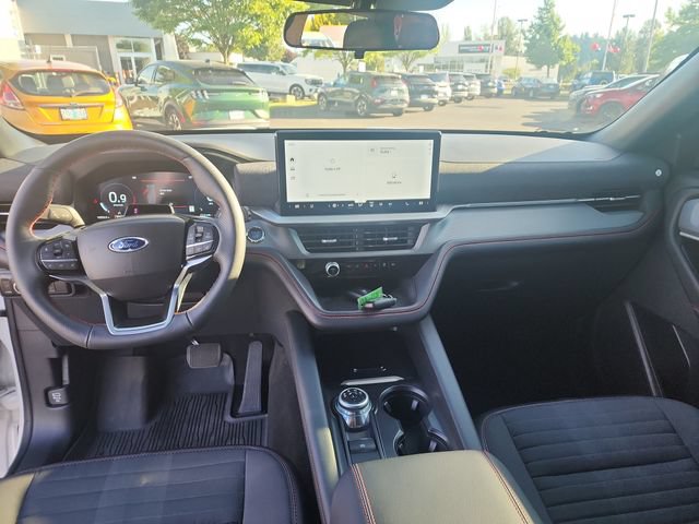 Used 2025 Ford Explorer ST-Line AWD/4WD image 12