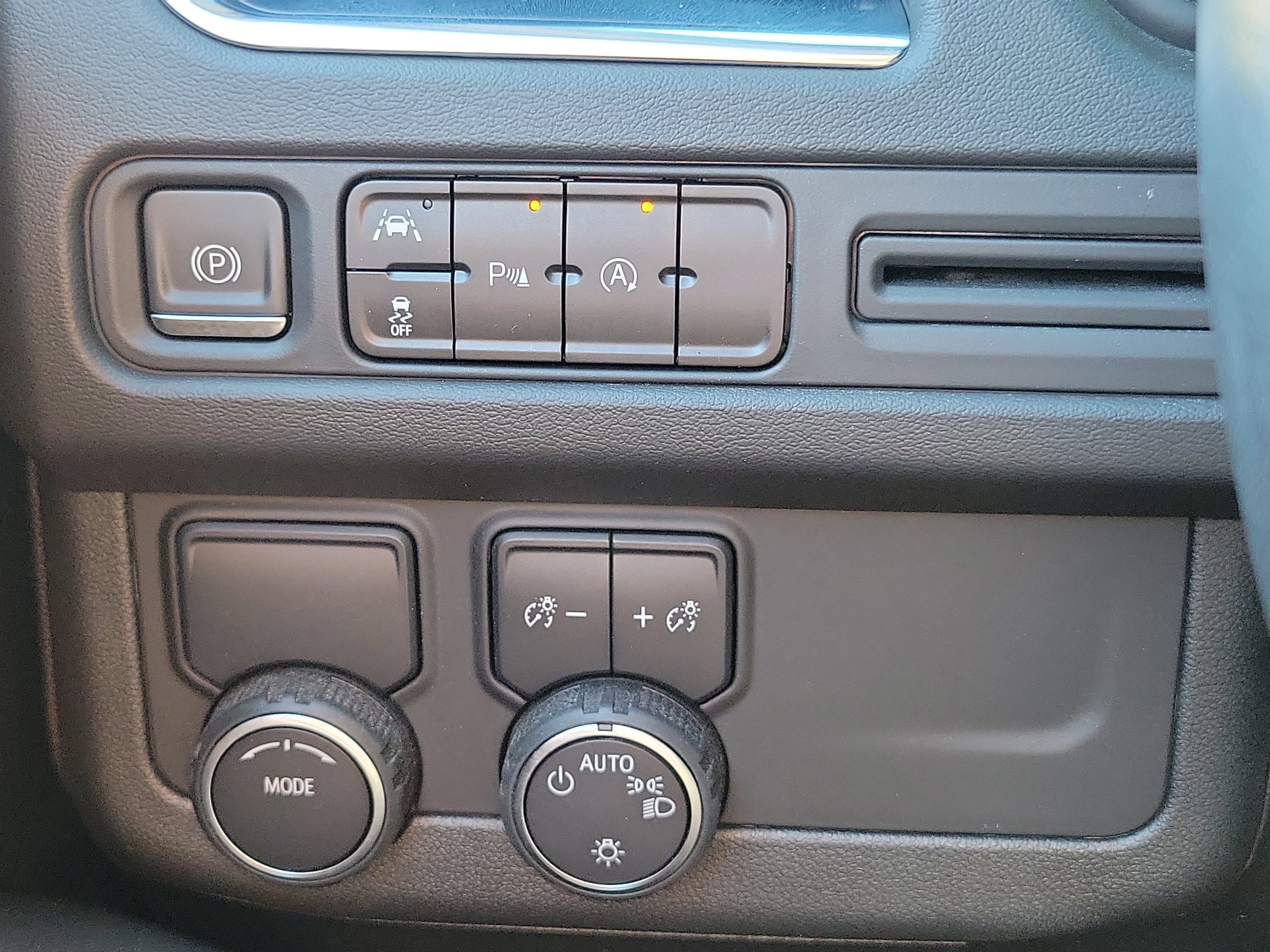 Used 2023 Chevrolet Tahoe LS image 26