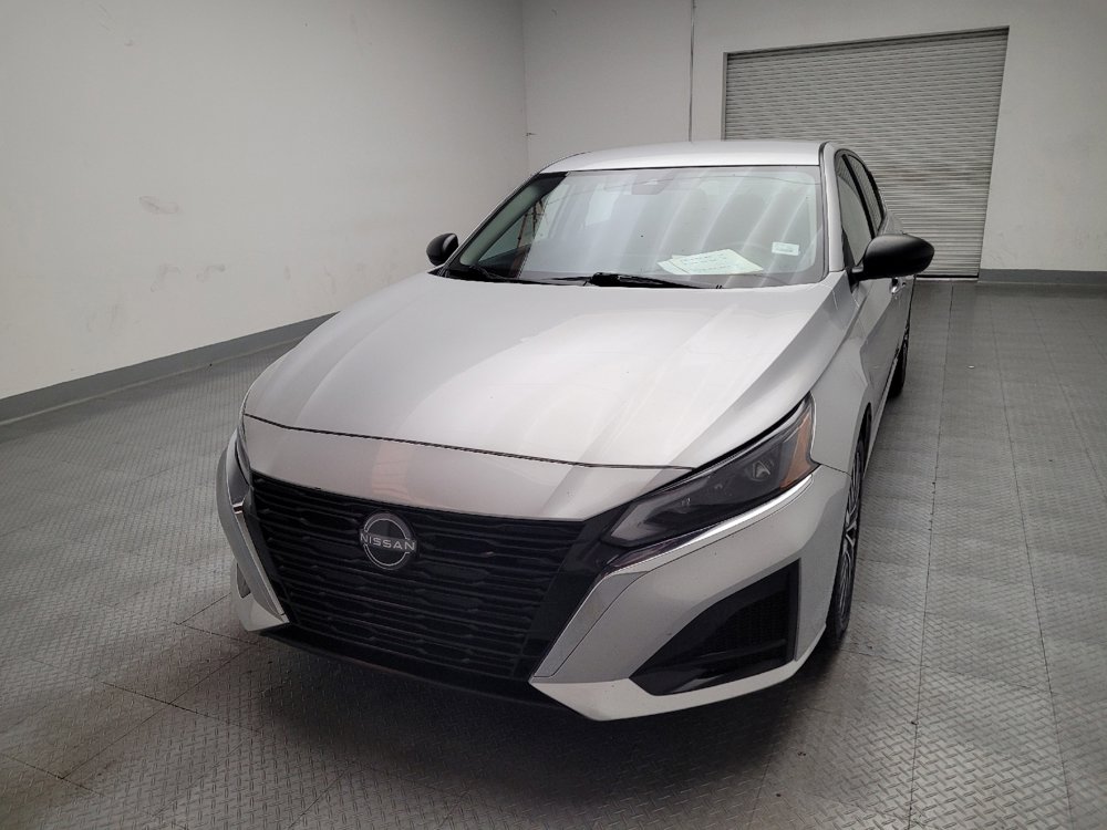 Used 2024 Nissan Altima 2.5 SV image 15