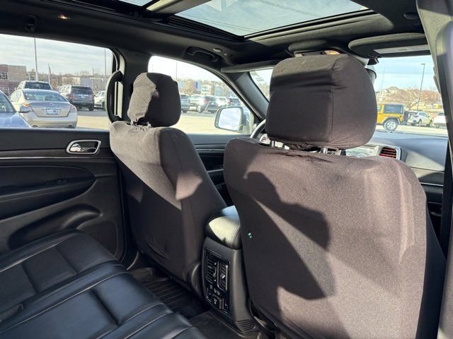 Used 2018 Jeep Grand Cherokee Limited w/ Luxury Group II image 26